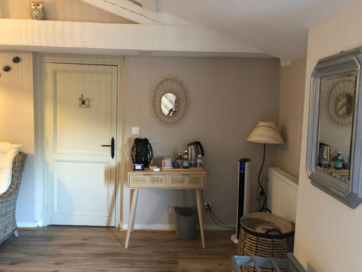 Le Numero 15 Saint-Seurin-sur-l'Isle 外观 照片