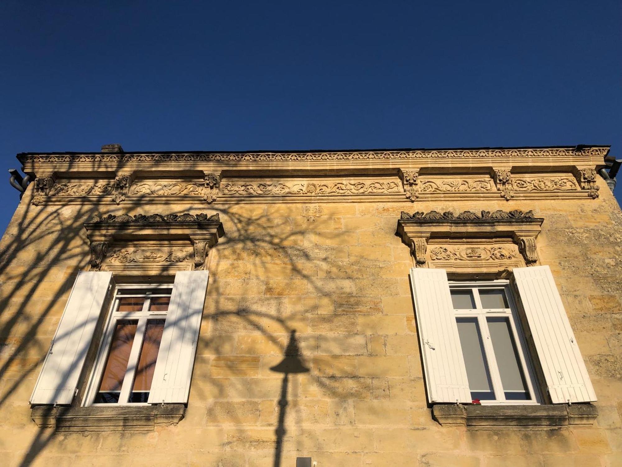 Le Numero 15 Saint-Seurin-sur-l'Isle 外观 照片