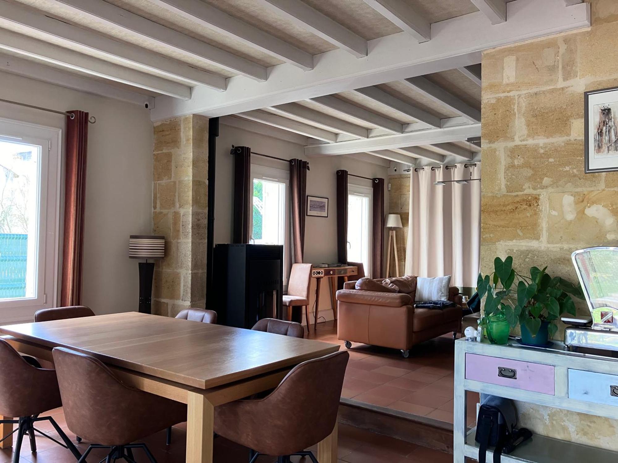Le Numero 15 Saint-Seurin-sur-l'Isle 外观 照片